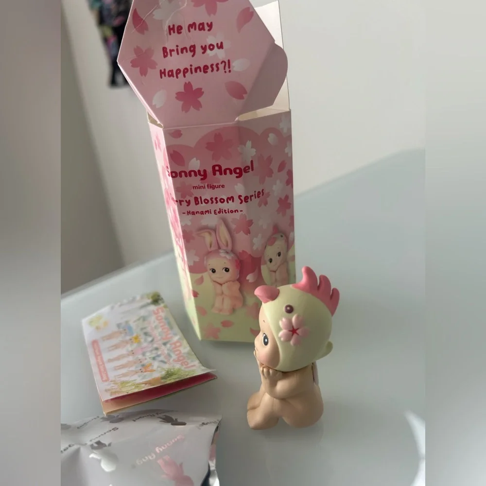 Viral Sonny Angel Cherry Blossom Series Parrot Figure - Picture 2 of 6